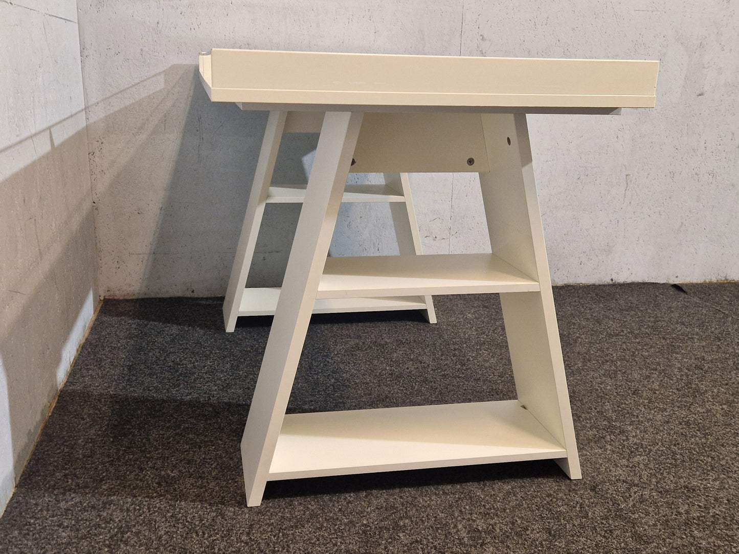 Skrivebord / konsollbord