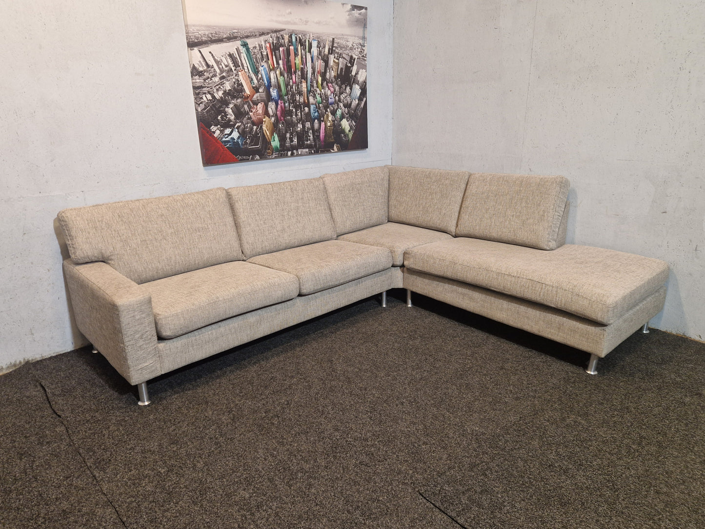 HJØRNESOFA # SJESELONG # NYRENSET # GRATIS FRAKT*