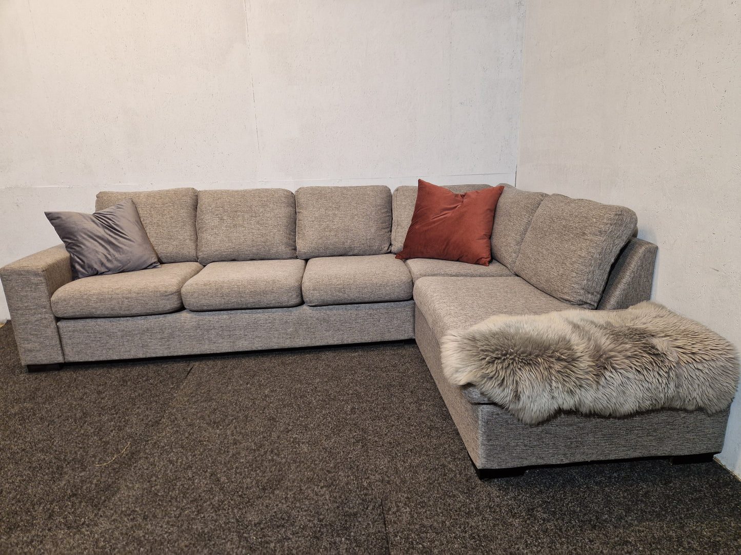SOFA # SJESELONG # NYRENSET # GRATIS FRAKT*