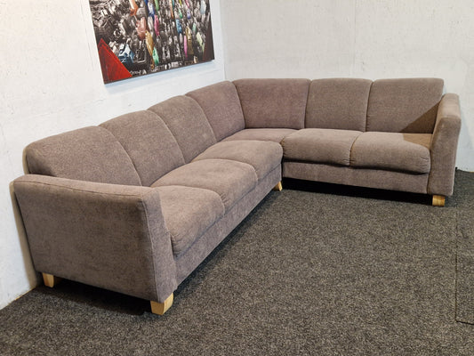 HJØRNESOFA # OUTLETPRIS # NYRENSET # GRATIS FRAKT*