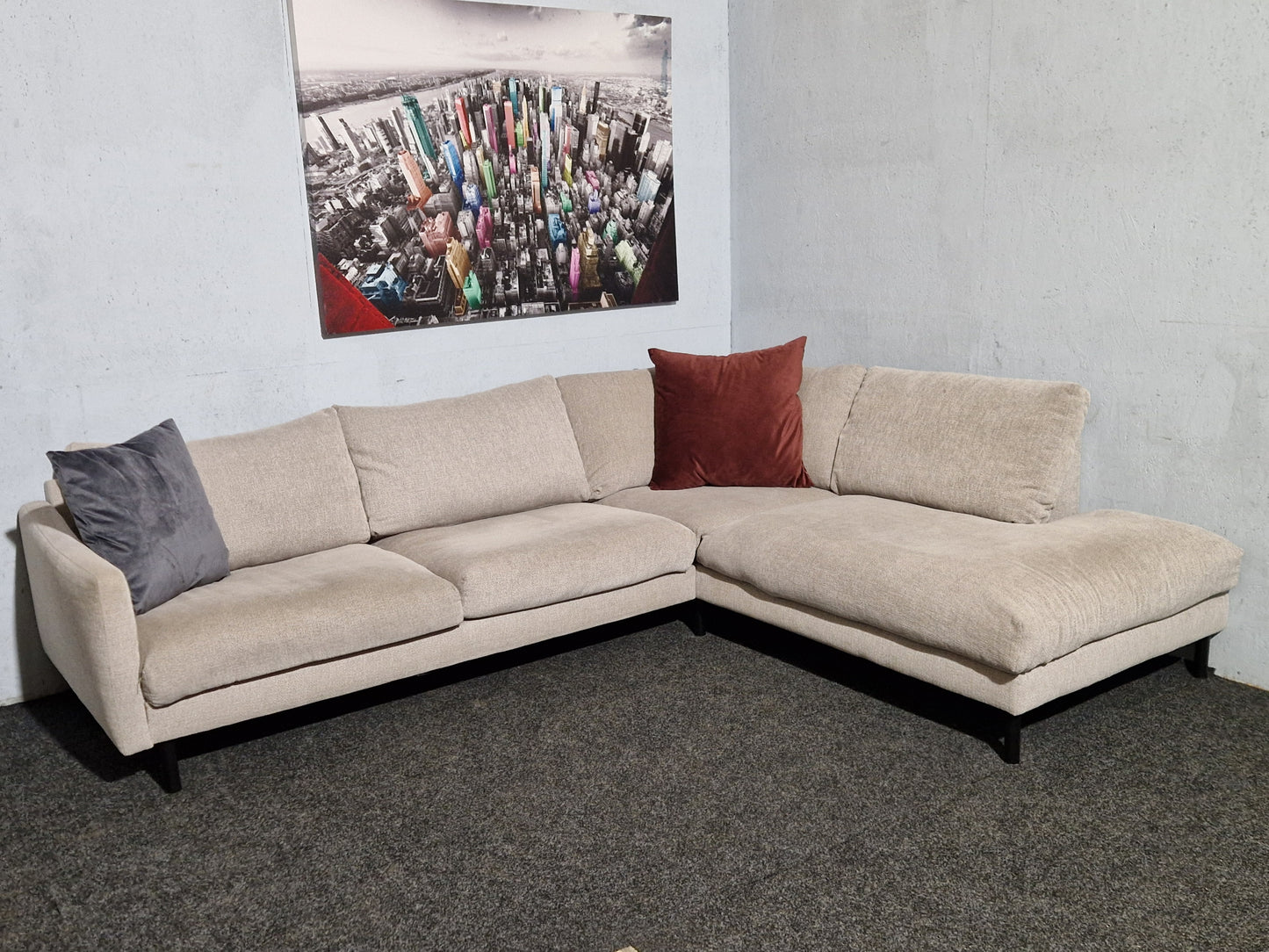 HJØRNESOFA # SJESELONG # NYRENSET # GRATIS FRAKT*