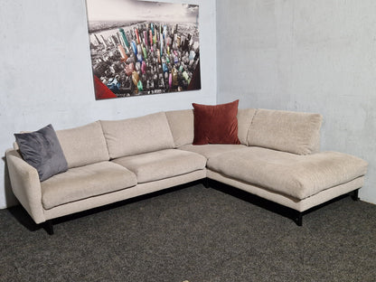 HJØRNESOFA # SJESELONG # NYRENSET # GRATIS FRAKT*