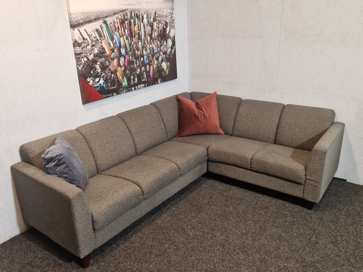 HJØRNESOFA # KORFU # NYRENSET # GRATIS FRAKT*