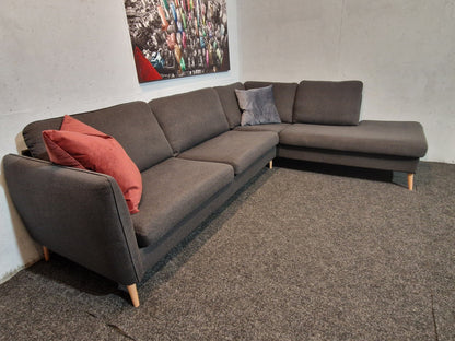 HJØRNESOFA # SJESELONG # NYRENSET # GRATIS FRAKT*