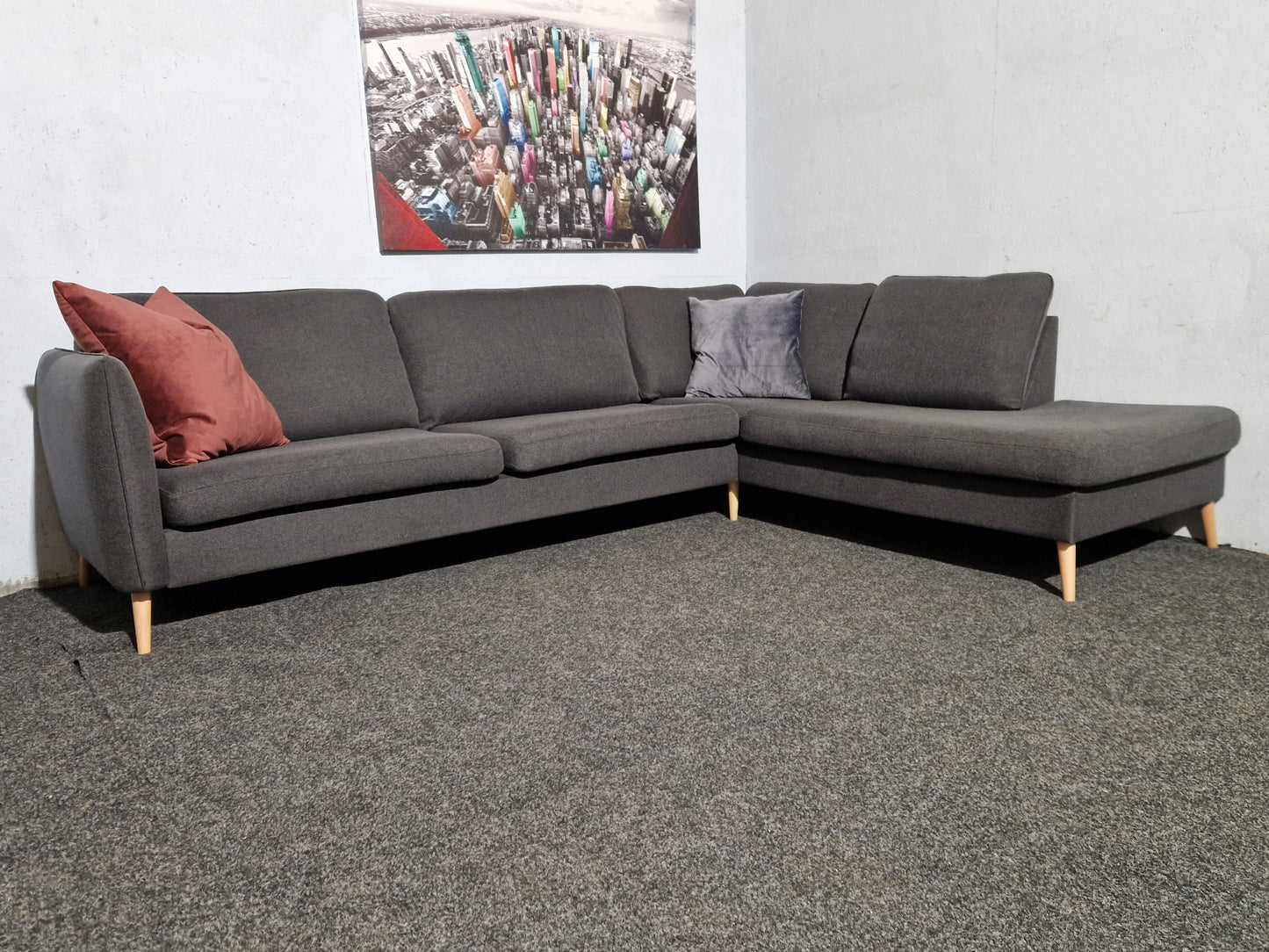 HJØRNESOFA # SJESELONG # NYRENSET # GRATIS FRAKT*