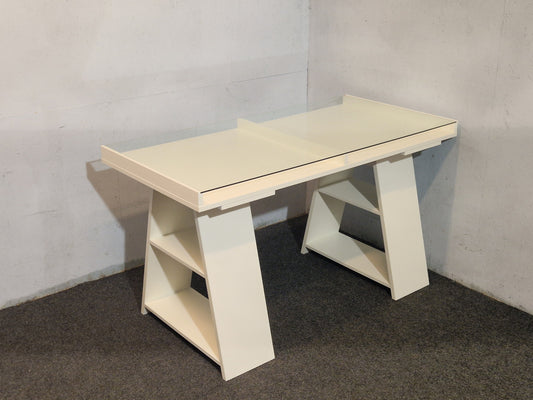 Skrivebord / konsollbord