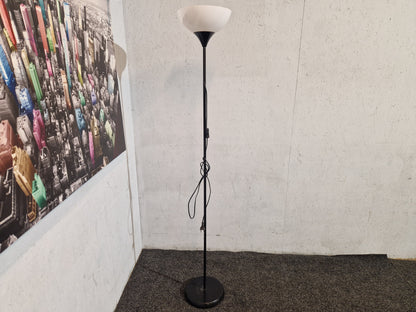 Gulvlampe, Ikea. Design 1.