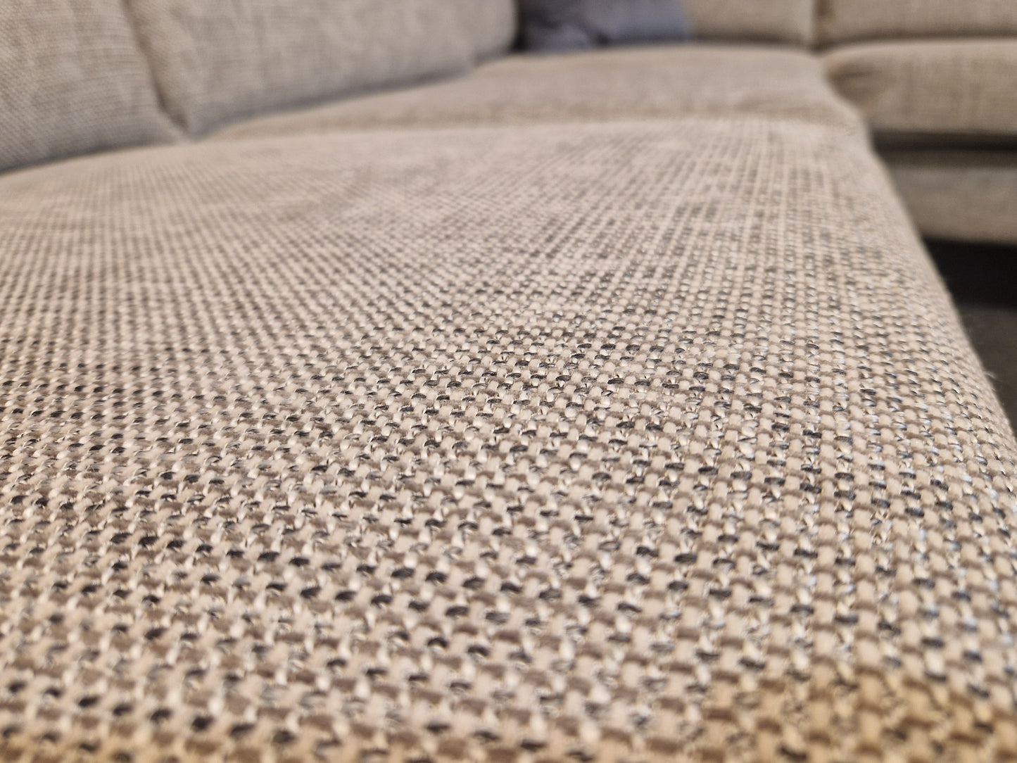 HJØRNESOFA # SJESELONG # NYRENSET # GRATIS FRAKT*