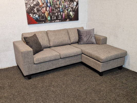 SOFA MED SJESELONG # NYRENSET # GRATIS FRAKT*