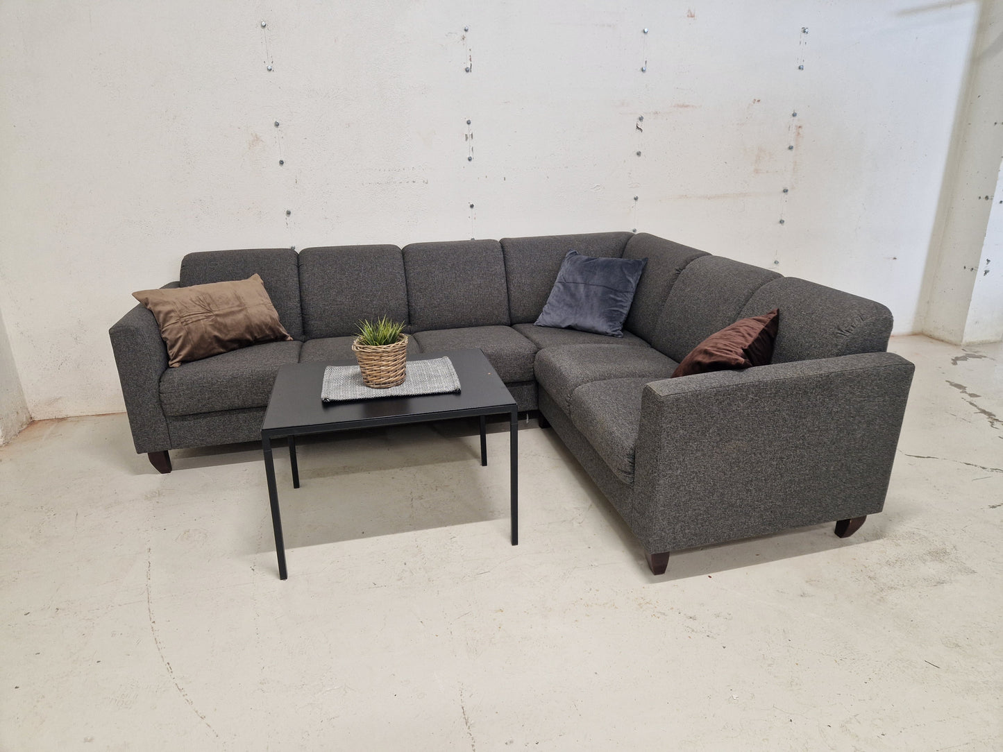 HJØRNESOFA # KORFU # NYRENSET # GRATIS FRAKT*