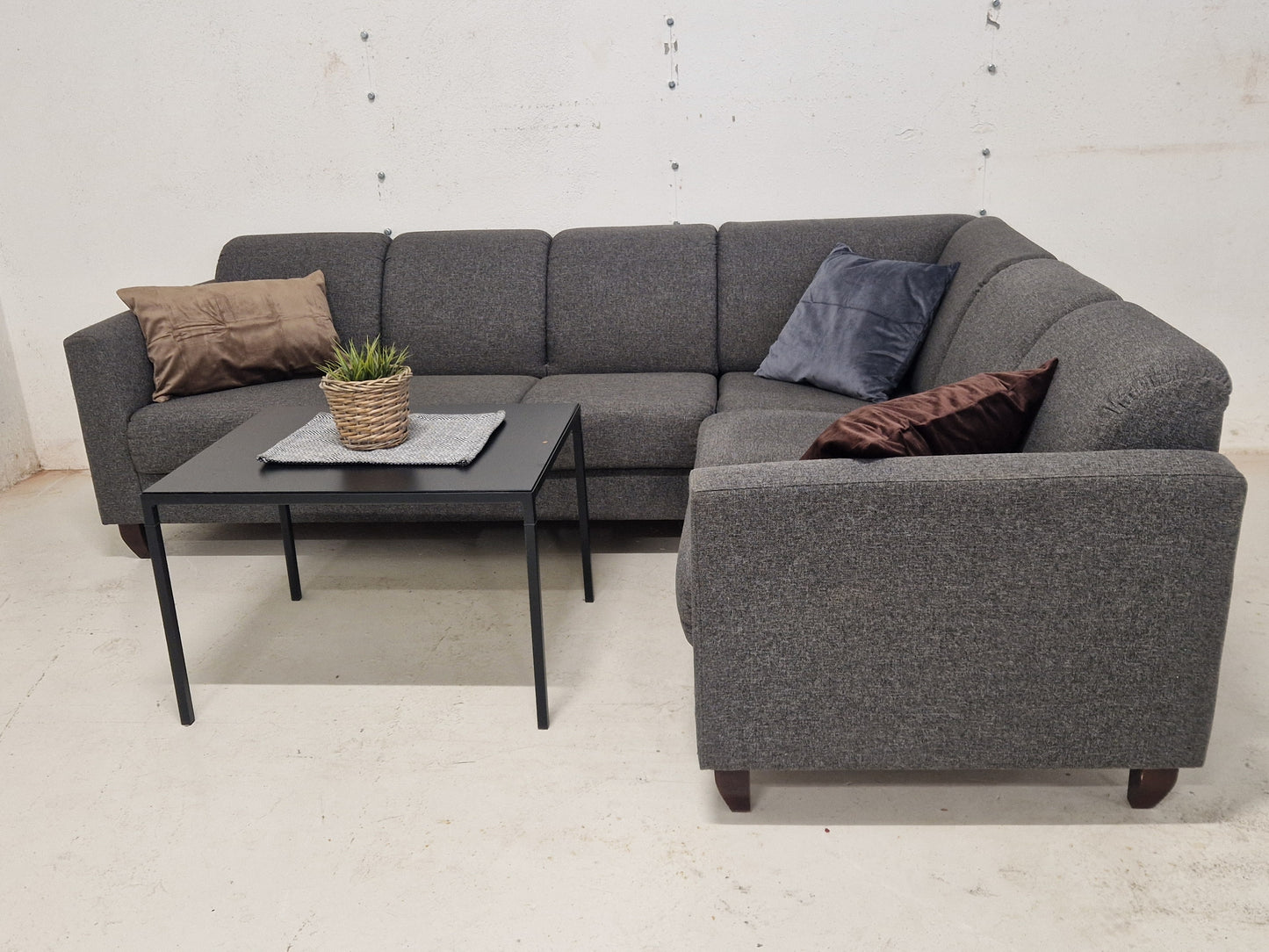 HJØRNESOFA # KORFU # NYRENSET # GRATIS FRAKT*