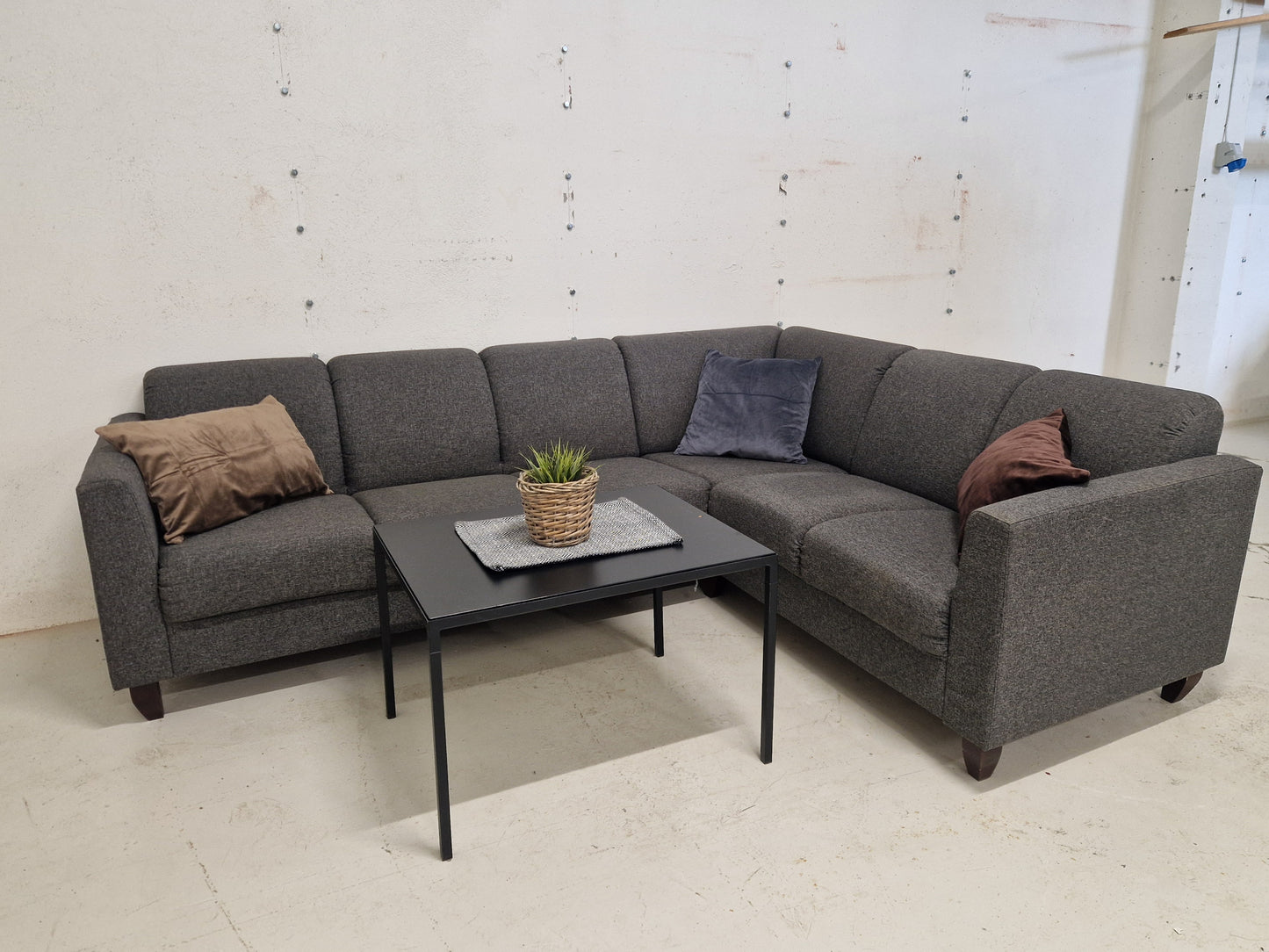 HJØRNESOFA # KORFU # NYRENSET # GRATIS FRAKT*