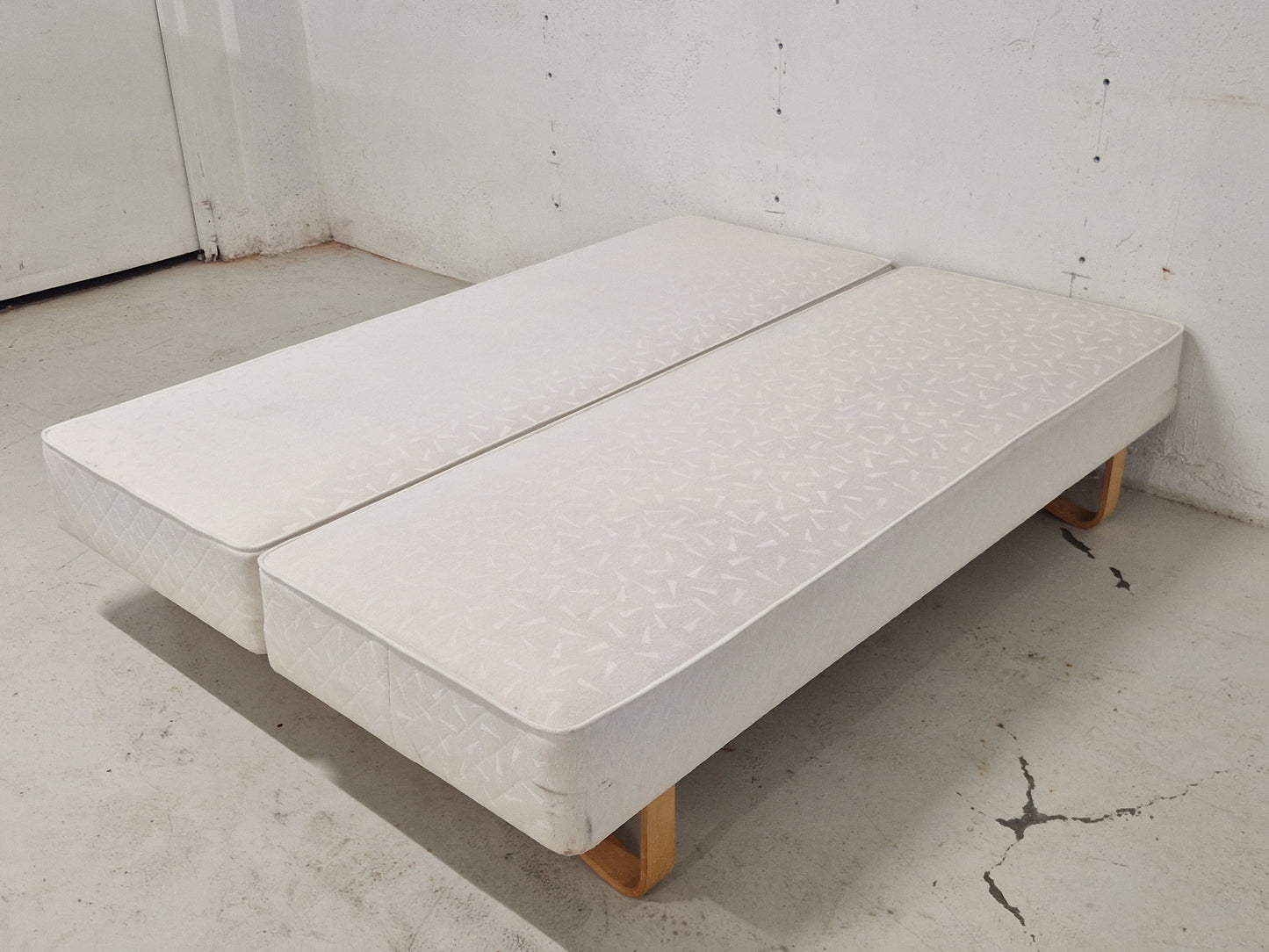 Dobbelseng 150 cm (2 stk 75 cm rammemadrasser)