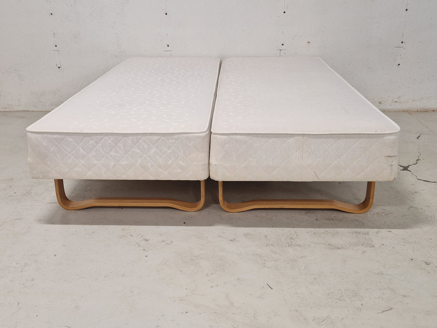 Dobbelseng 150 cm (2 stk 75 cm rammemadrasser)