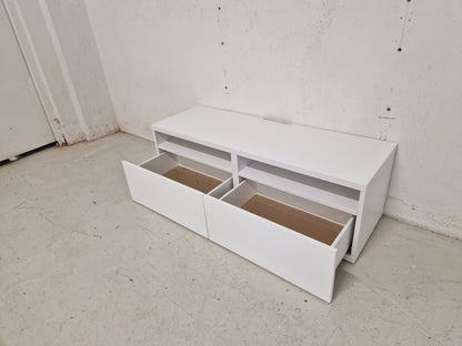 Tv-benk. Ikea Bestå