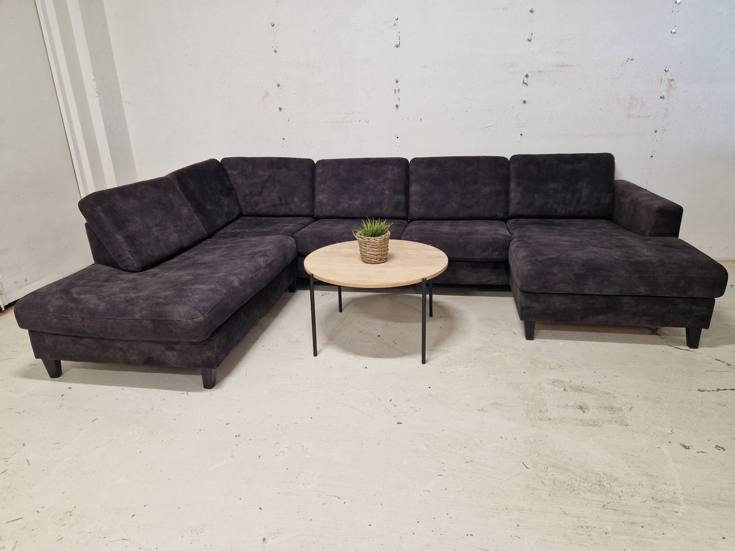 NESTEN NY U-SOFA # NYRENSET # GRATIS FRAKT*