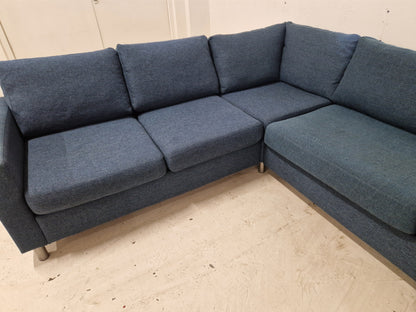HJØRNESOFA # NYRENSET # GRATIS FRAKT*