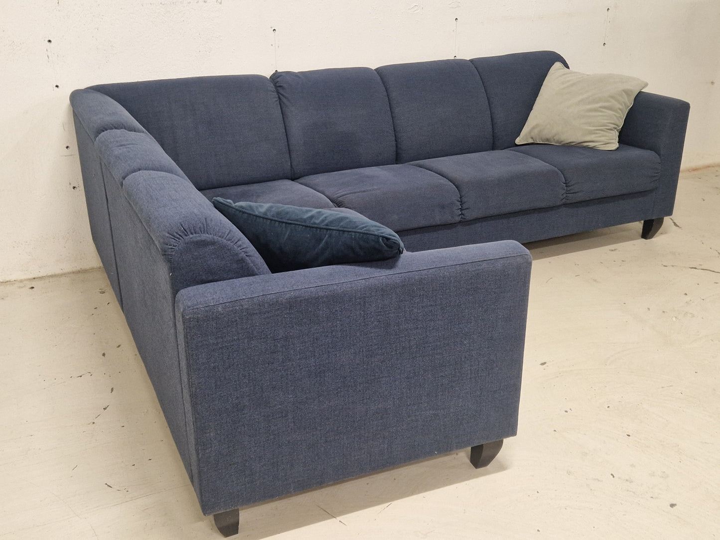 HJØRNESOFA # KORFU # NYRENSET # GRATIS FRAKT*