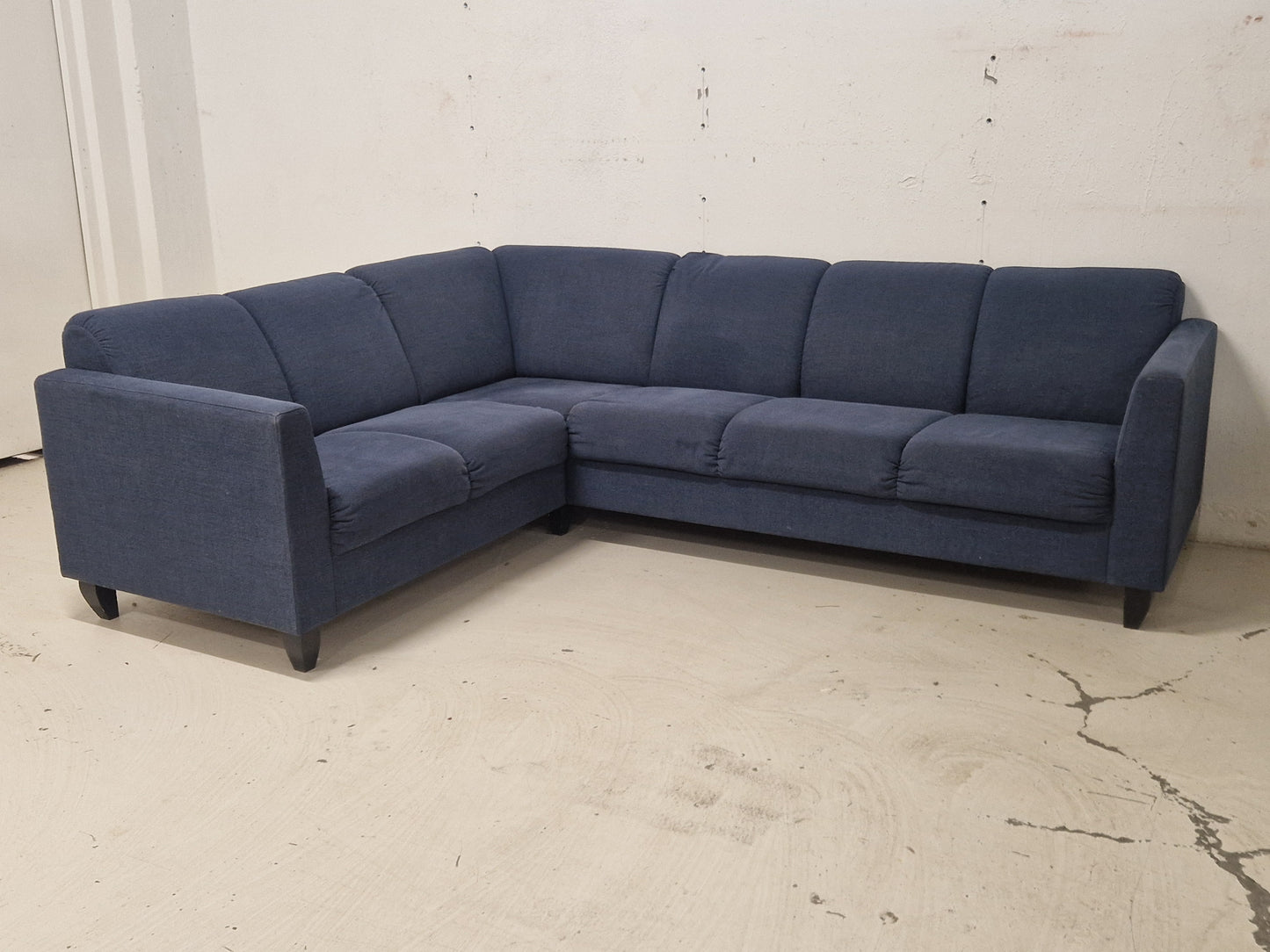 HJØRNESOFA # KORFU # NYRENSET # GRATIS FRAKT*