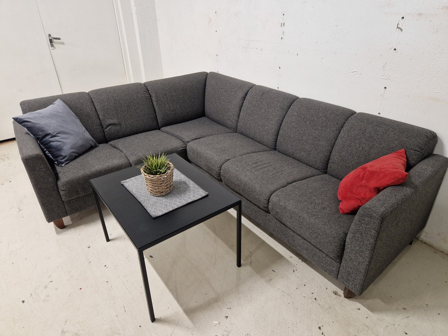 HJØRNESOFA # KORFU # NYRENSET # GRATIS FRAKT*