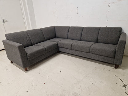 HJØRNESOFA # KORFU # NYRENSET # GRATIS FRAKT*