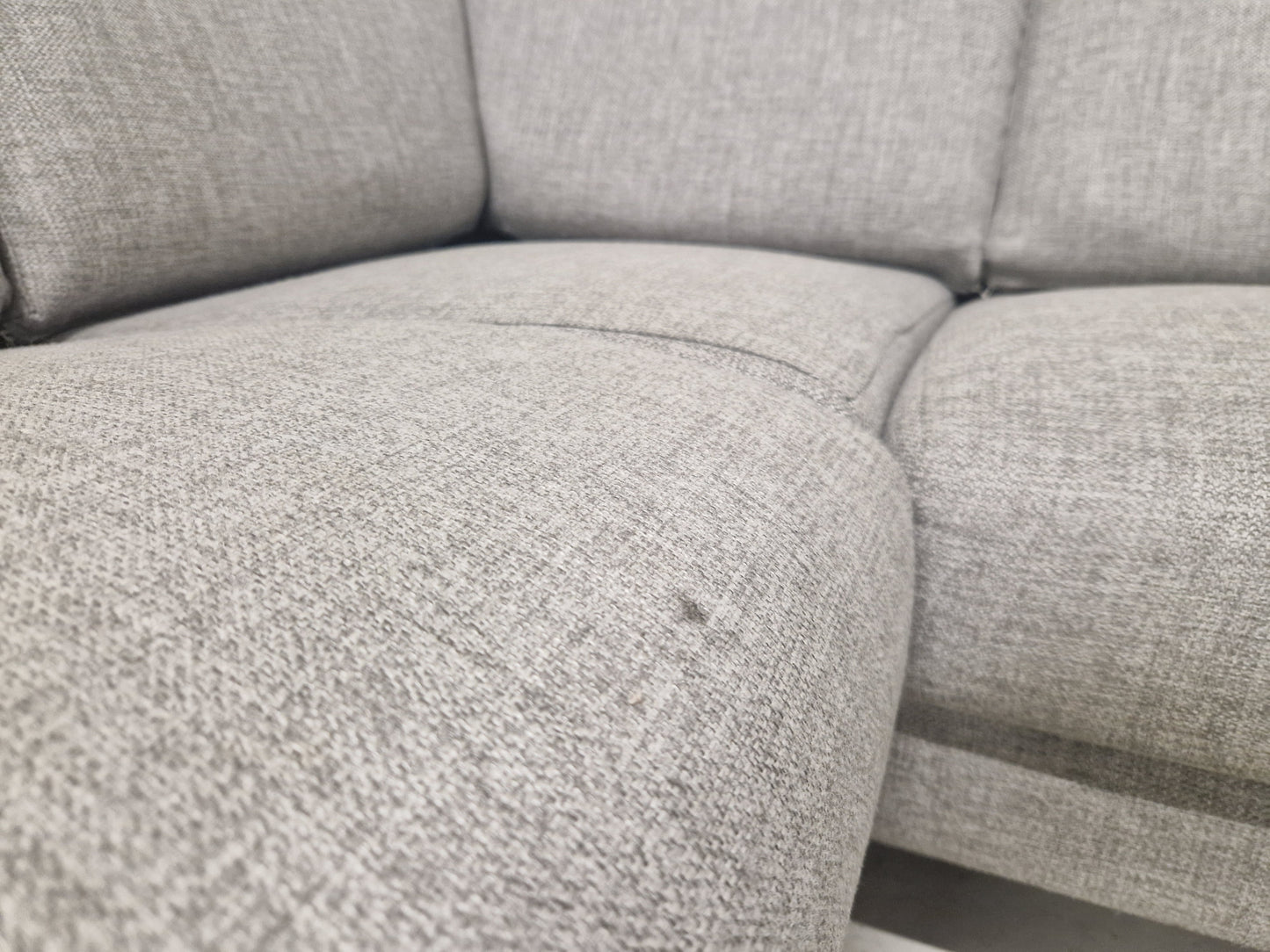 HJØRNESOFA # SJESELONG # OUTLET# NYRENSET # GRATIS FRAKT*