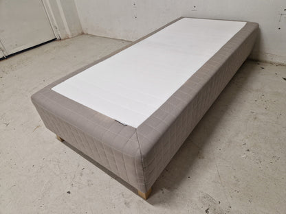 Rammemadrass, 90x200 Skårer.