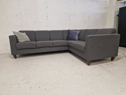 VENDBAR HJØRNESOFA # KORFU # NYRENSET # GRATIS FRAKT*
