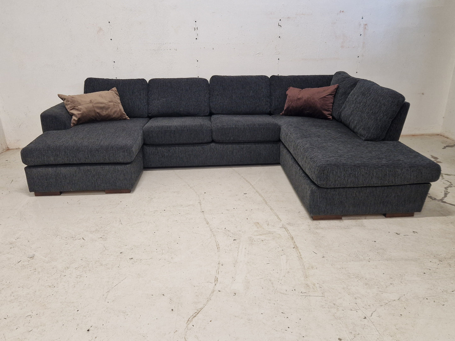 STOR U-SOFA # SCAPA # NYRENSET # GRATIS FRAKT*
