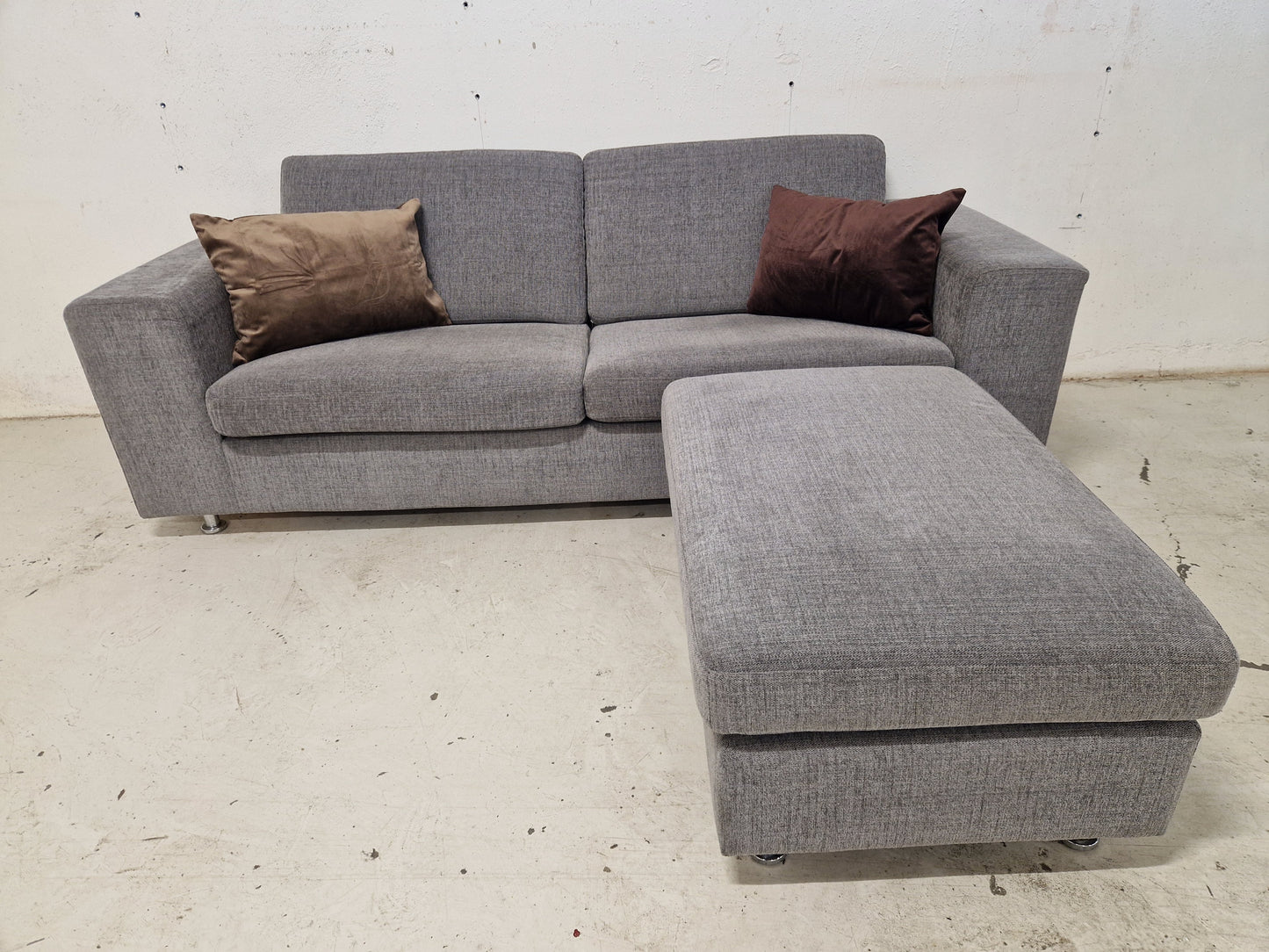 SITS SOFA # SKAMMEL # NYRENSET # GRATIS FRAKT*