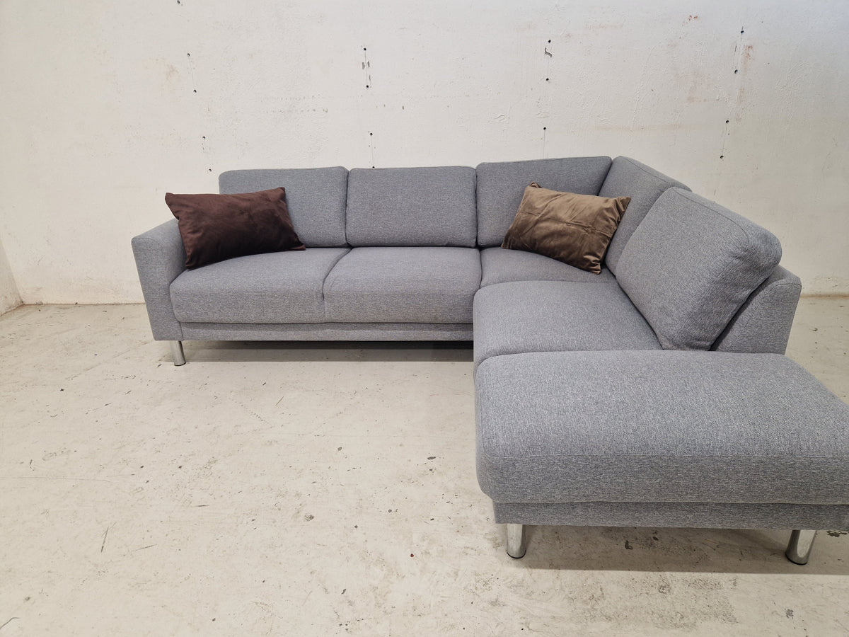 HJØRNESOFA # SJESELONG # OUTLET # NYRENSET # GRATIS FRAKT*