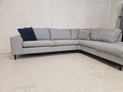 HJØRNESOFA # SJESELONG # NYRENSET # GRATIS FRAKT*