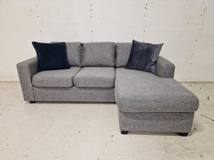 HJØRNESOFA #  VENDBAR SJESELONG # NYRENSET # GRATIS FRAKT*