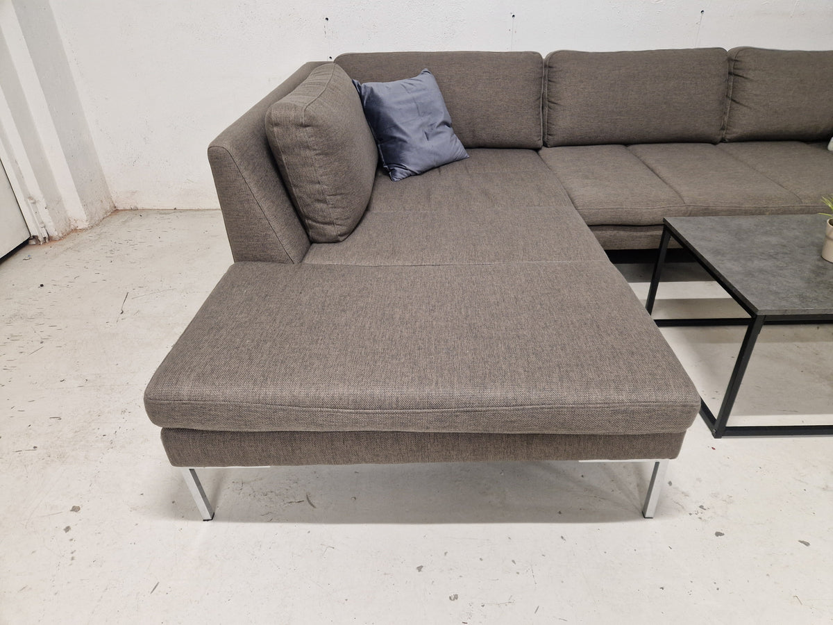 HJØRNESOFA # NYRENSET # GRATIS FRAKT*
